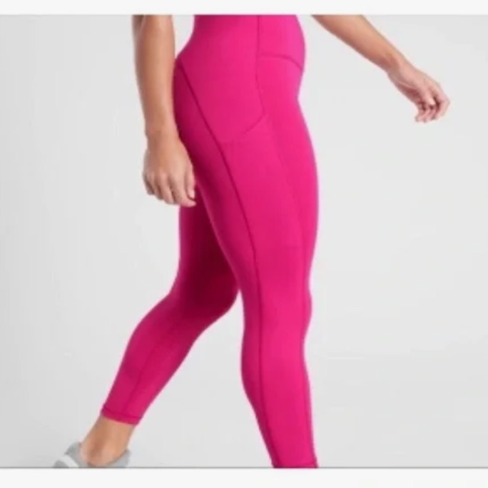 Athleta Hot Pink Ultimate Stash Pocket 7/8 Tight Size Xs Pockets On Sides & Back